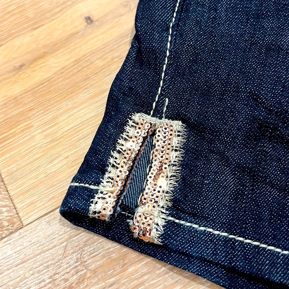 Cowgirl Tuff “golden” dark wash and gold embellished denim shorts - Picture 5 of 9